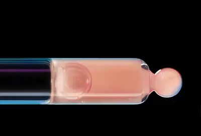 La Roche Posay How to Video
