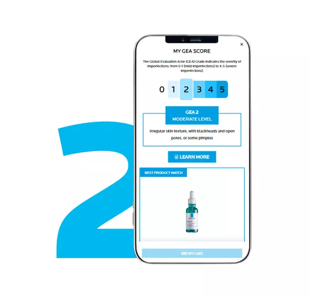 Ecran de smartphone affichant un resultat d'analyse de la peau avec un score d'acne modere et une recommandation de produit pour le traitement de la peau par La Roche-Posay.