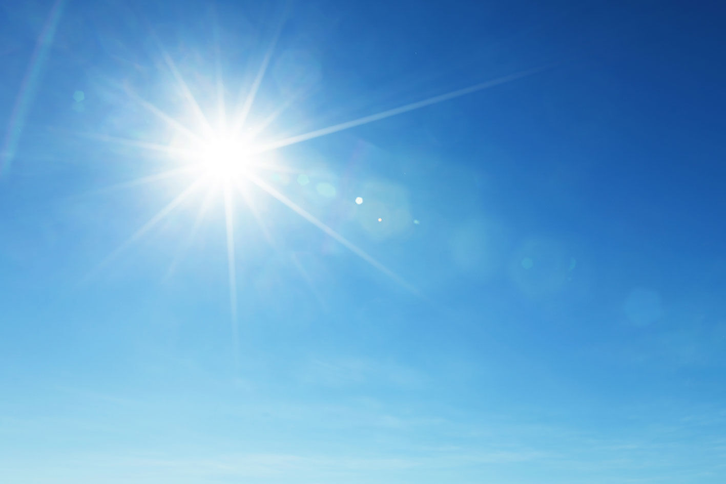 How do UVA and UVB rays affect the skin?